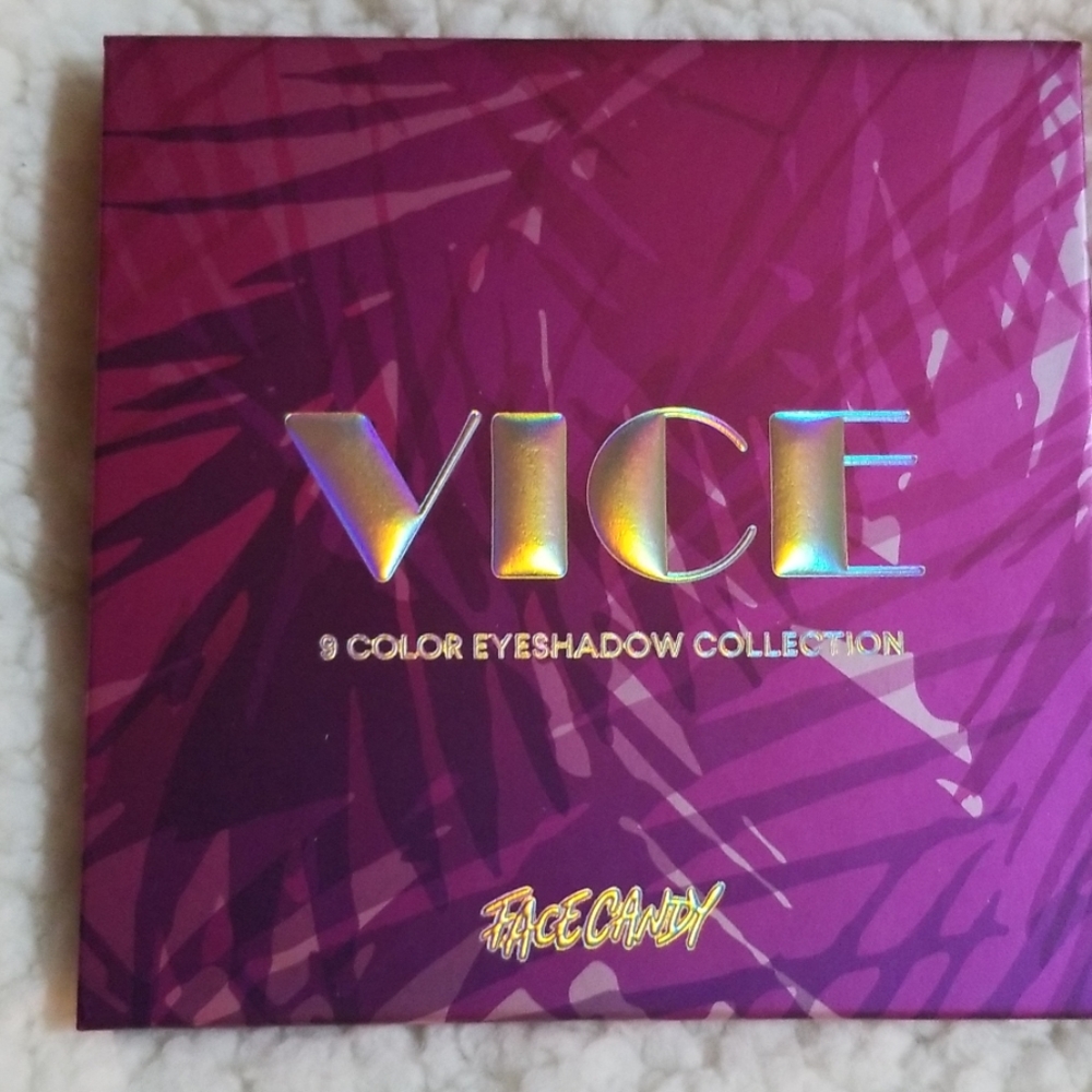 Face Candy eyeshadow palette